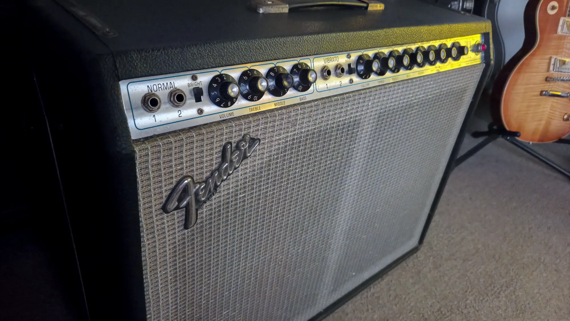 Fender Twin Reverb 1978 Silverface - Vista 4
