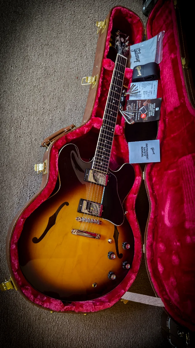 Gibson ES 335 Dot Reissue 2025