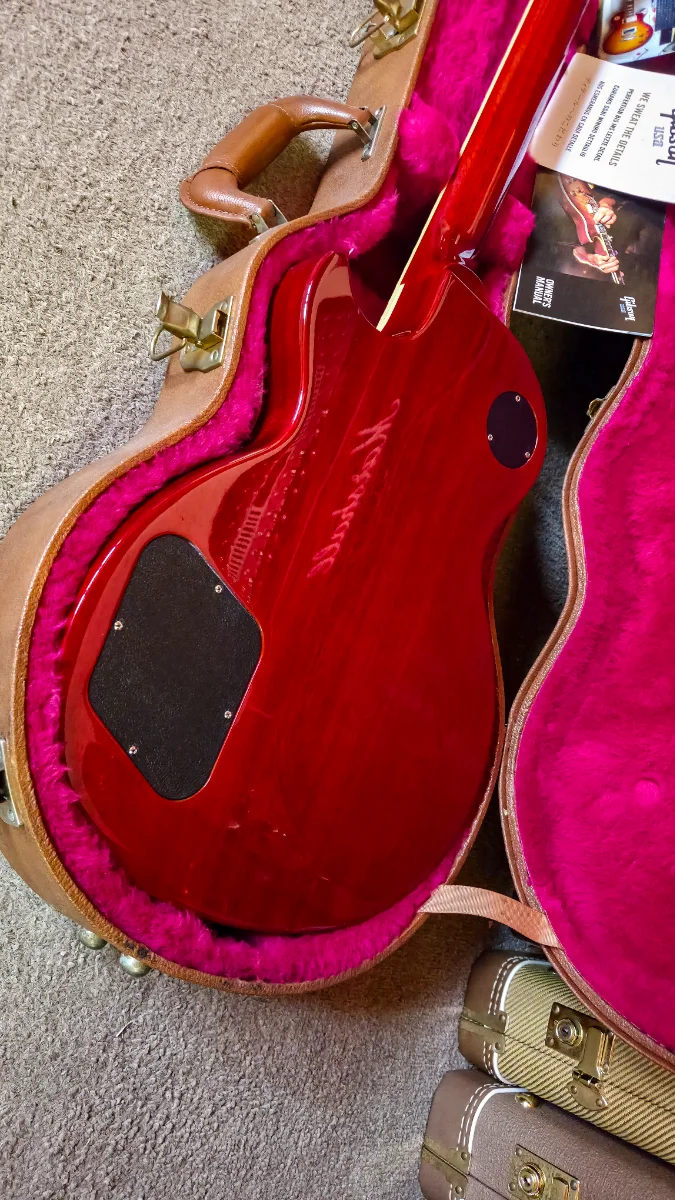 Gibson Les Paul Standard Plus Cherry Sunburst - Vista 8
