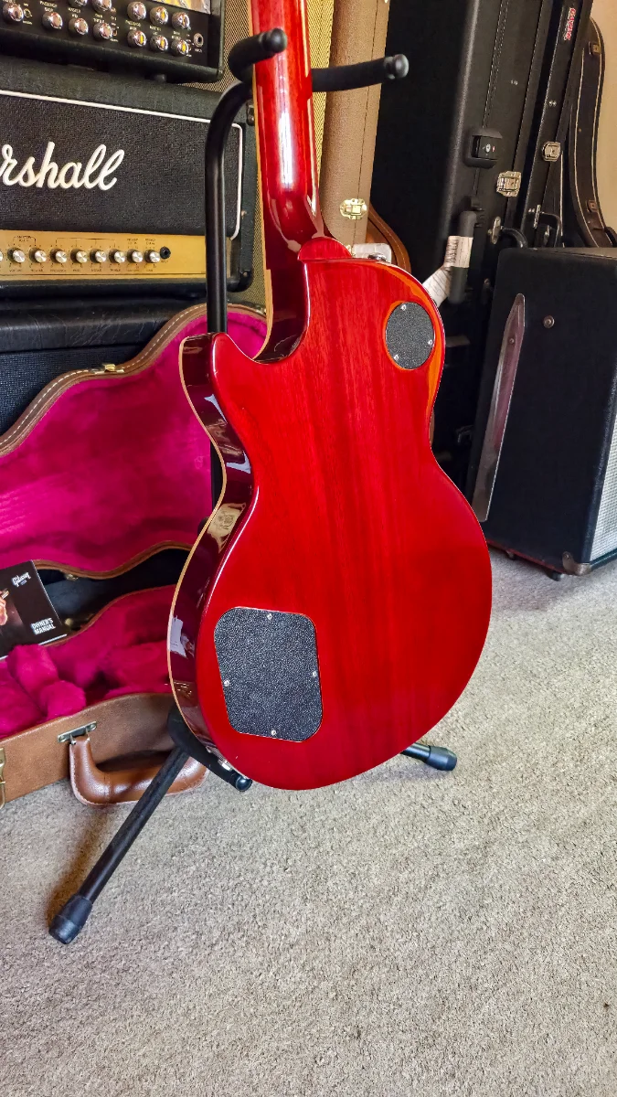 Gibson Les Paul Standard Plus Cherry Sunburst - Vista 6