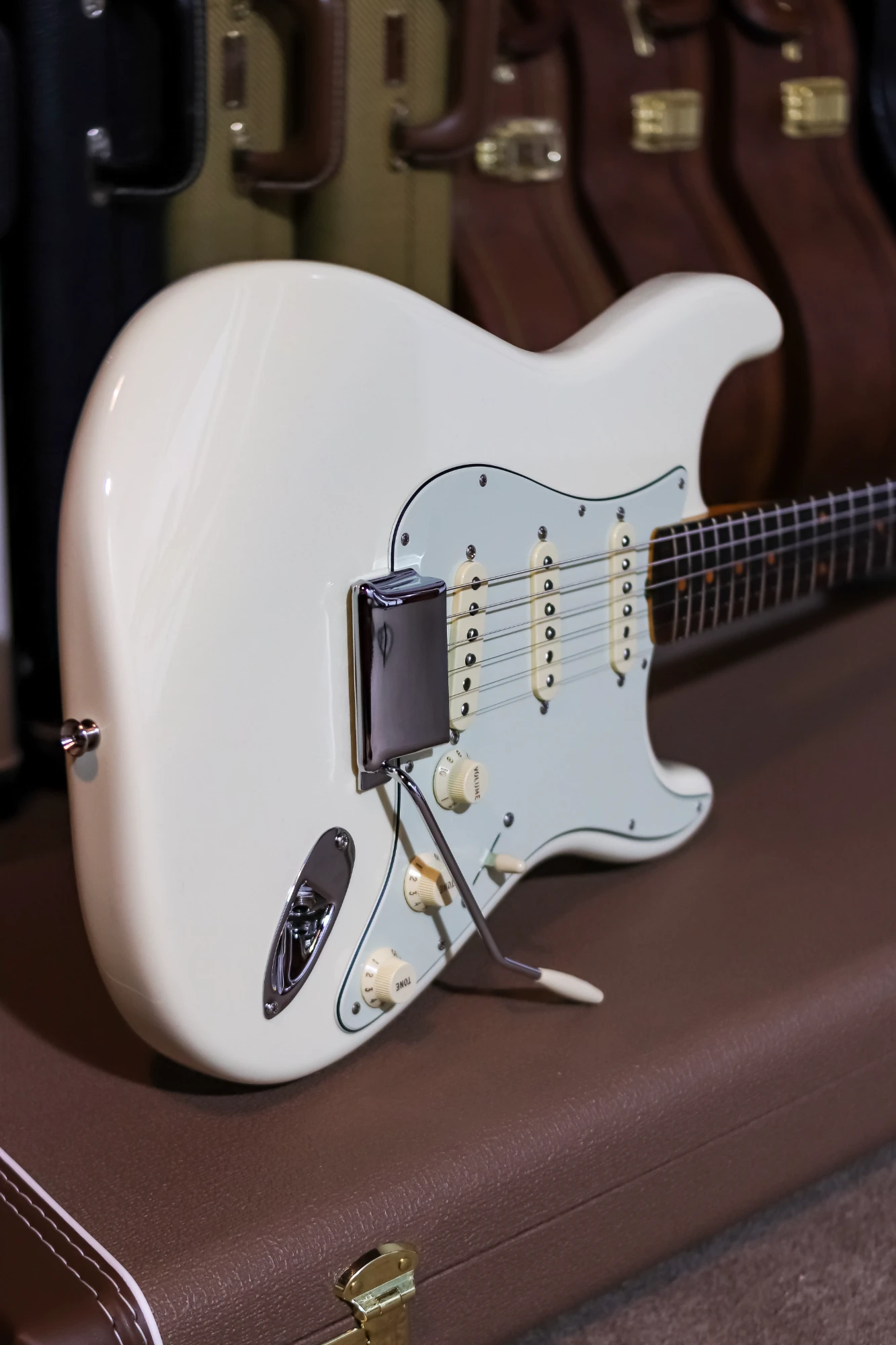 Fender Stratocaster American Vintage  II Olympic White - Vista 16