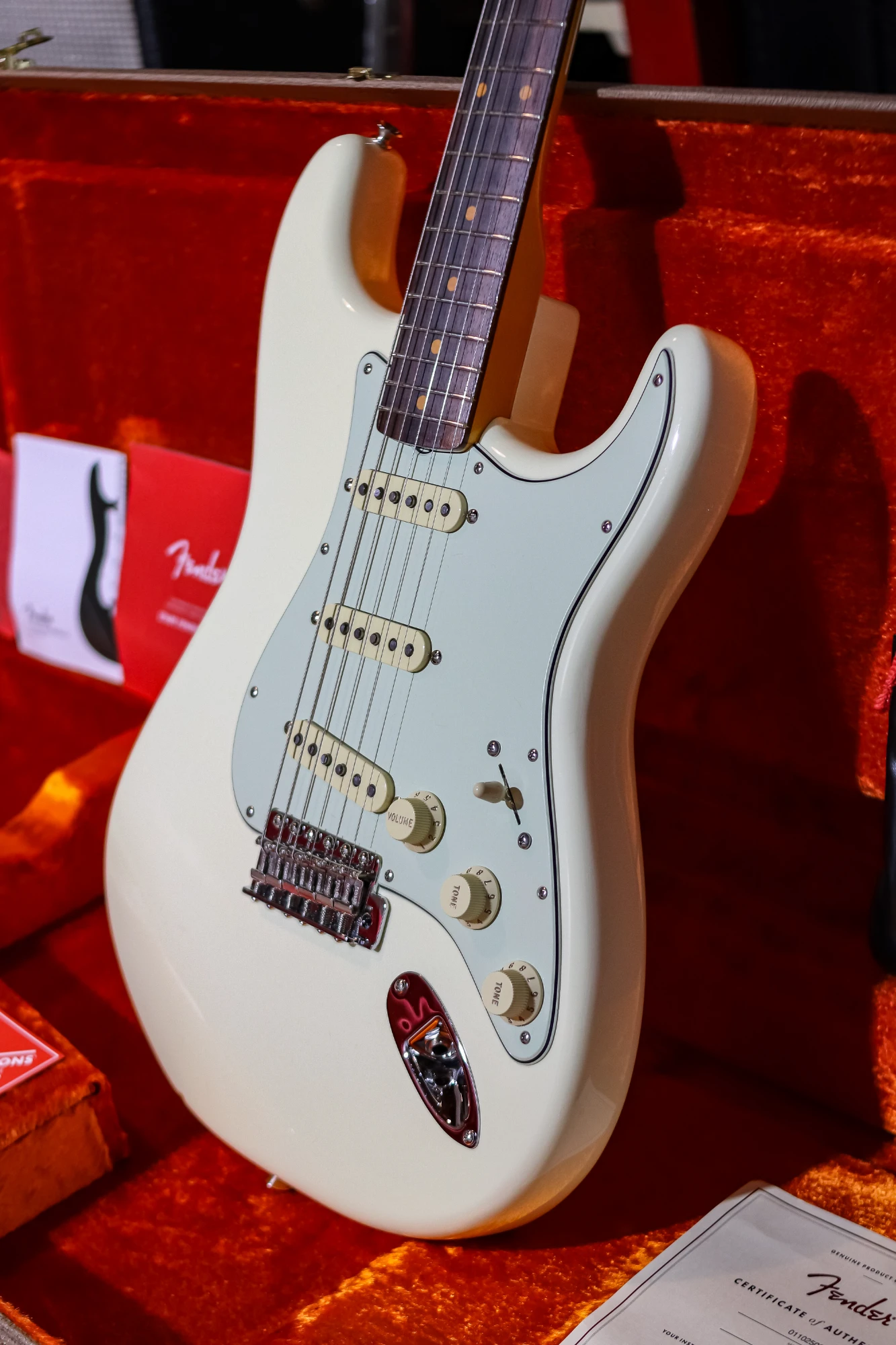 Fender Stratocaster American Vintage  II Olympic White - Vista 5