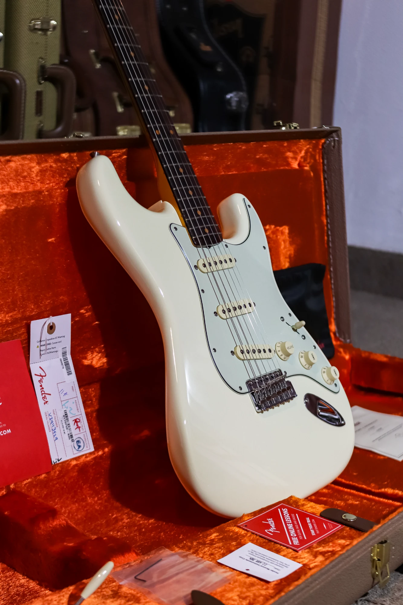 Fender Stratocaster American Vintage  II Olympic White - Vista 4