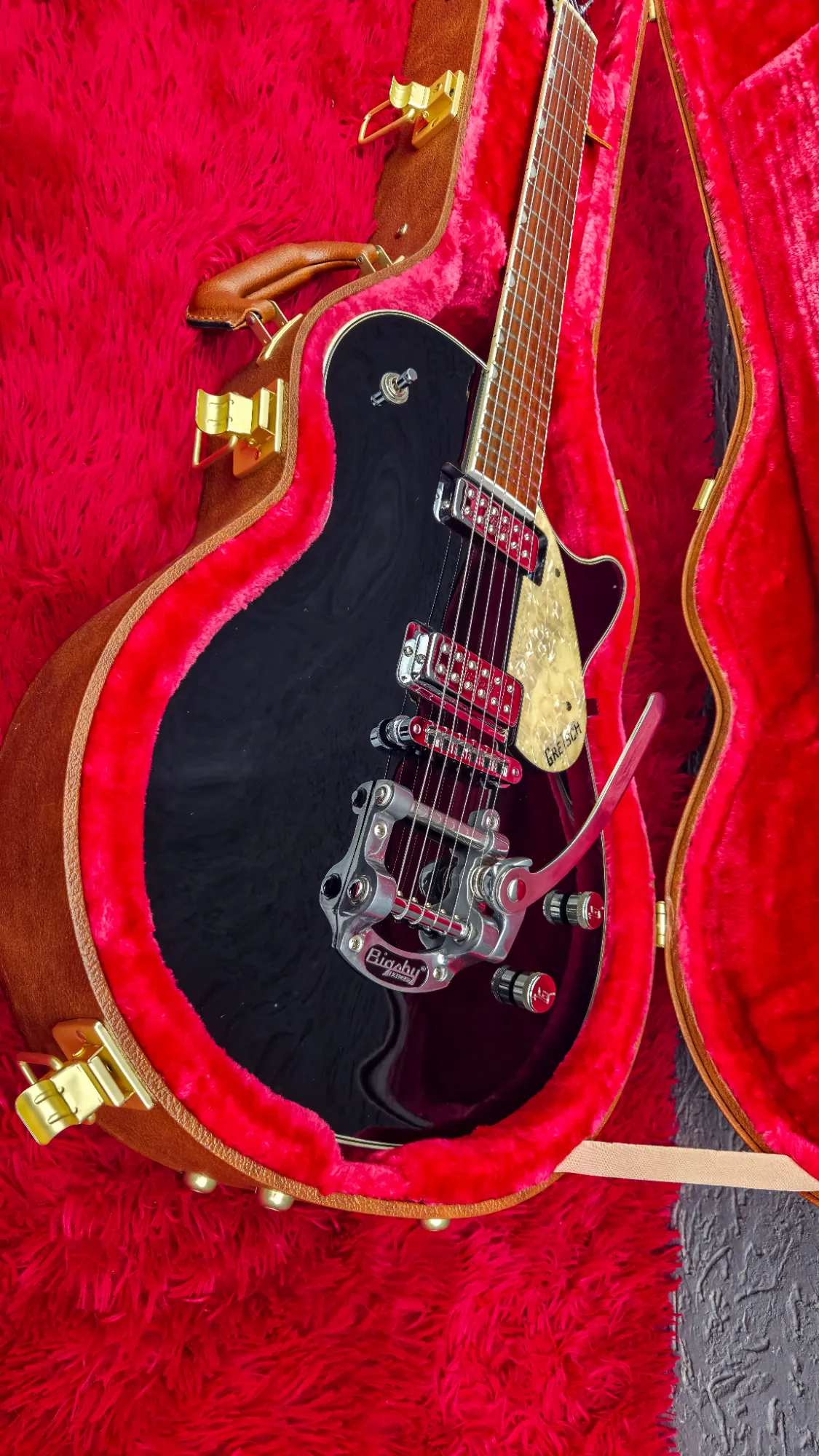 Gretsch G5235T Jet Pro 2008 "BLACK" |Bigsby B50 (125 Anniversary) - Vista 2