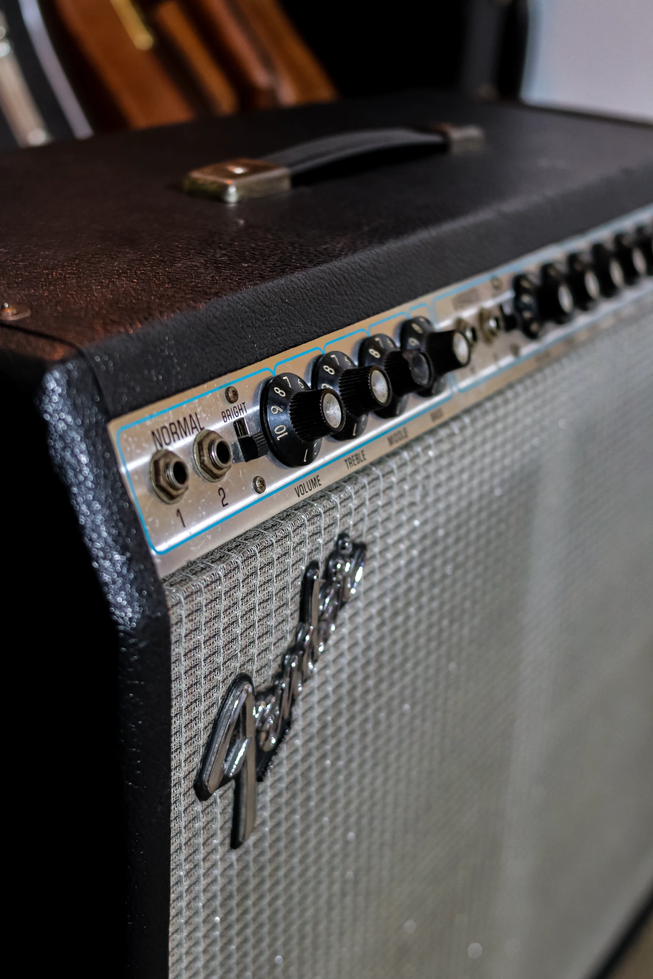 Fender Twin Reverb 1978 silverface 2x12 135 watts - Vista 5