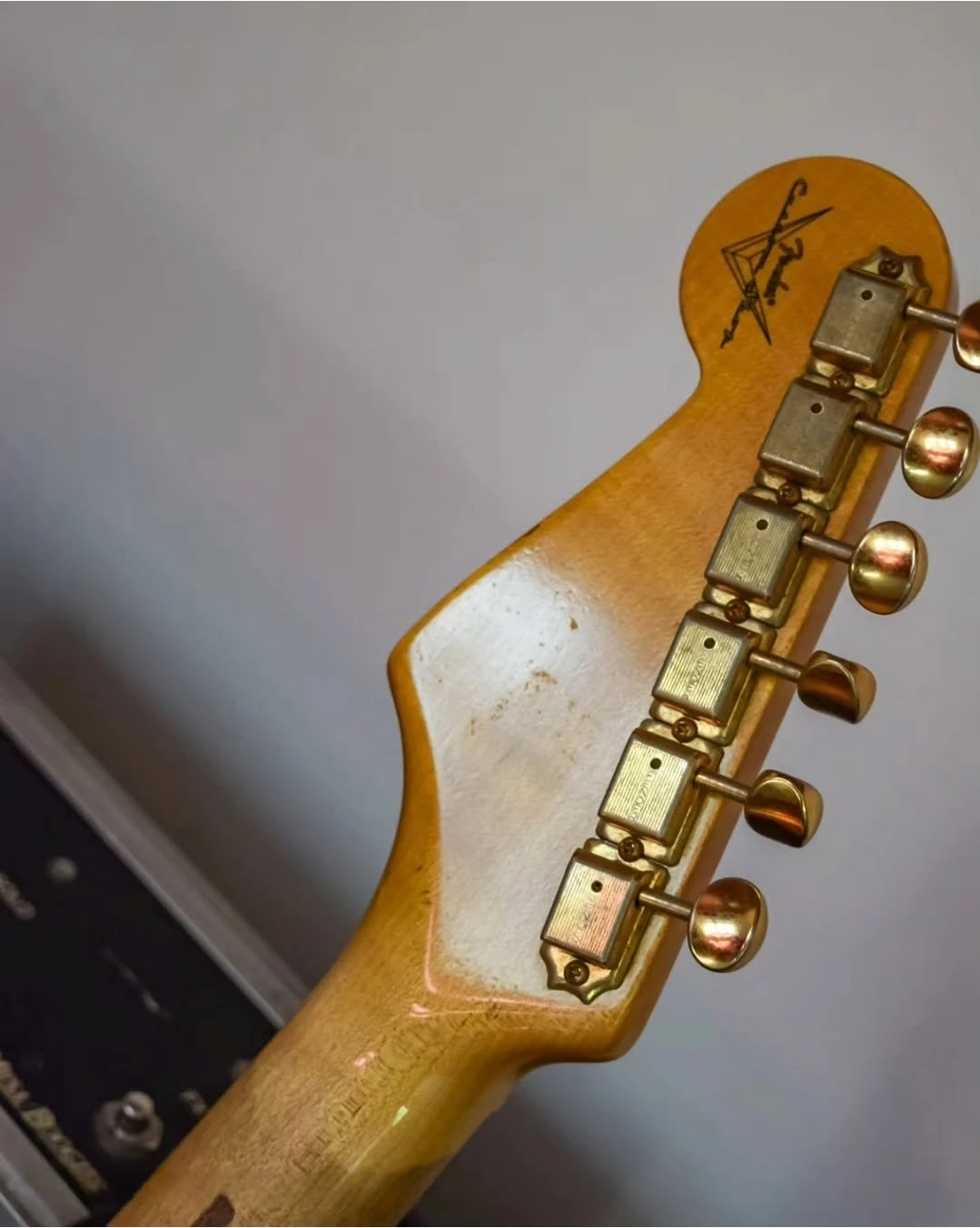 Fender Stratocaster 54 Custom Shop  60 Anniversary  Maple Fingerboard - Vista 9