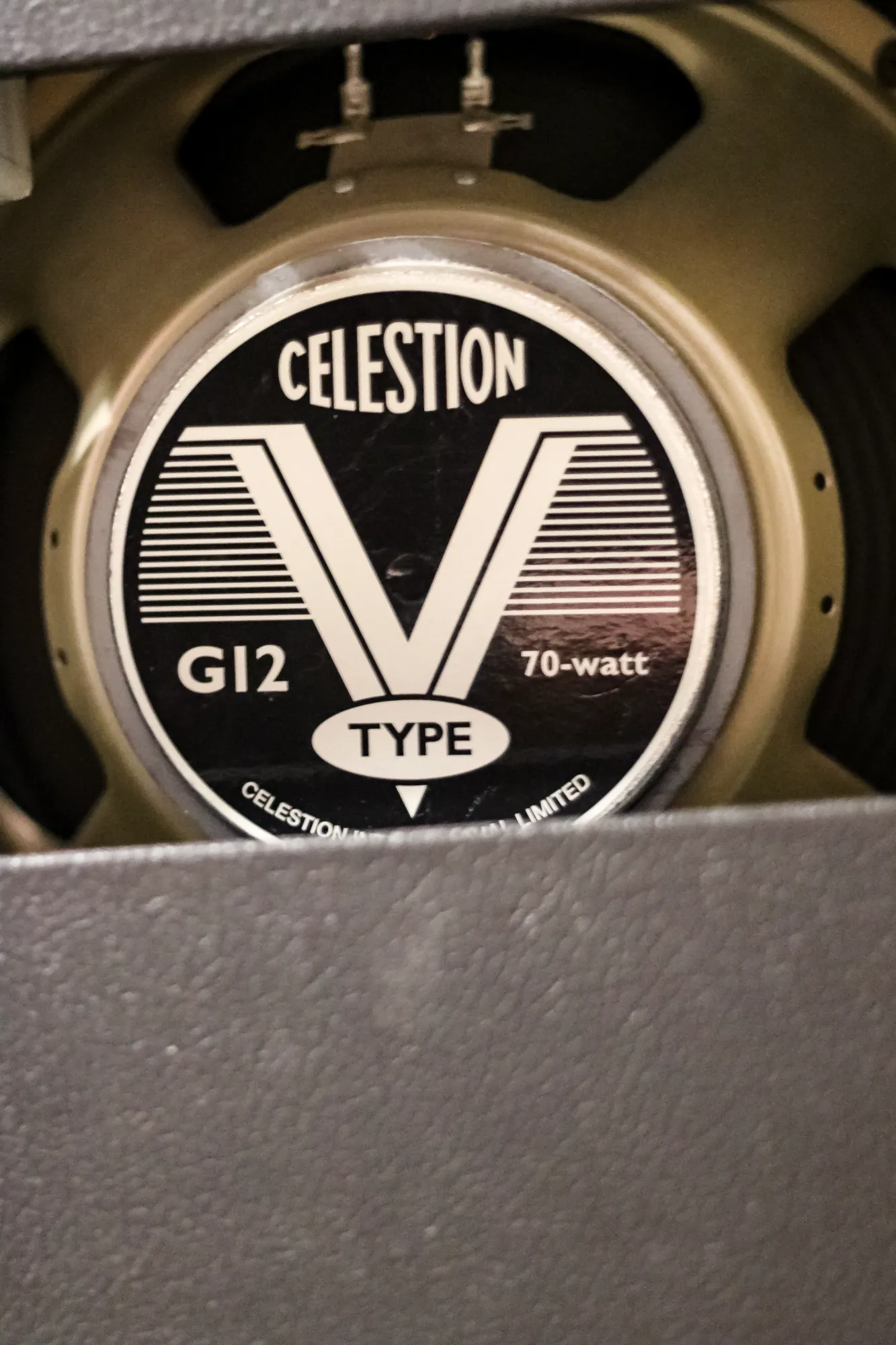 FENDER 68 CUSTOM DELUXE REVERB  2018 - Vista 7