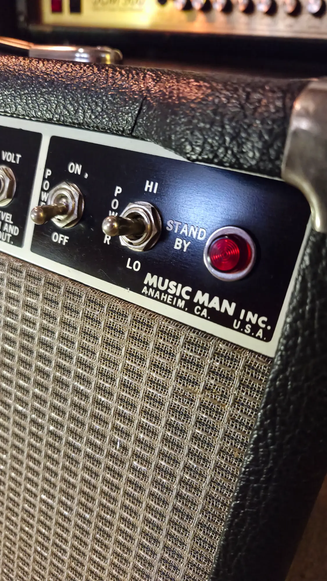 Musicman RD 112  "one hundred"1981 - Vista 4