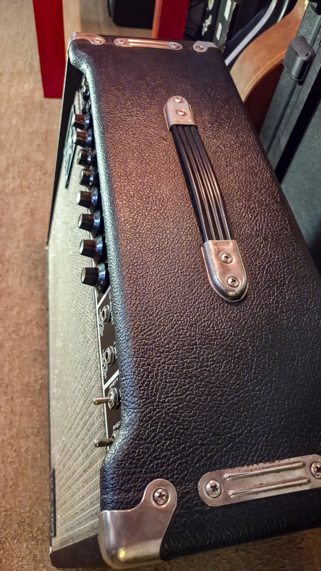 Musicman RD 112  "one hundred"1981 - Vista 7