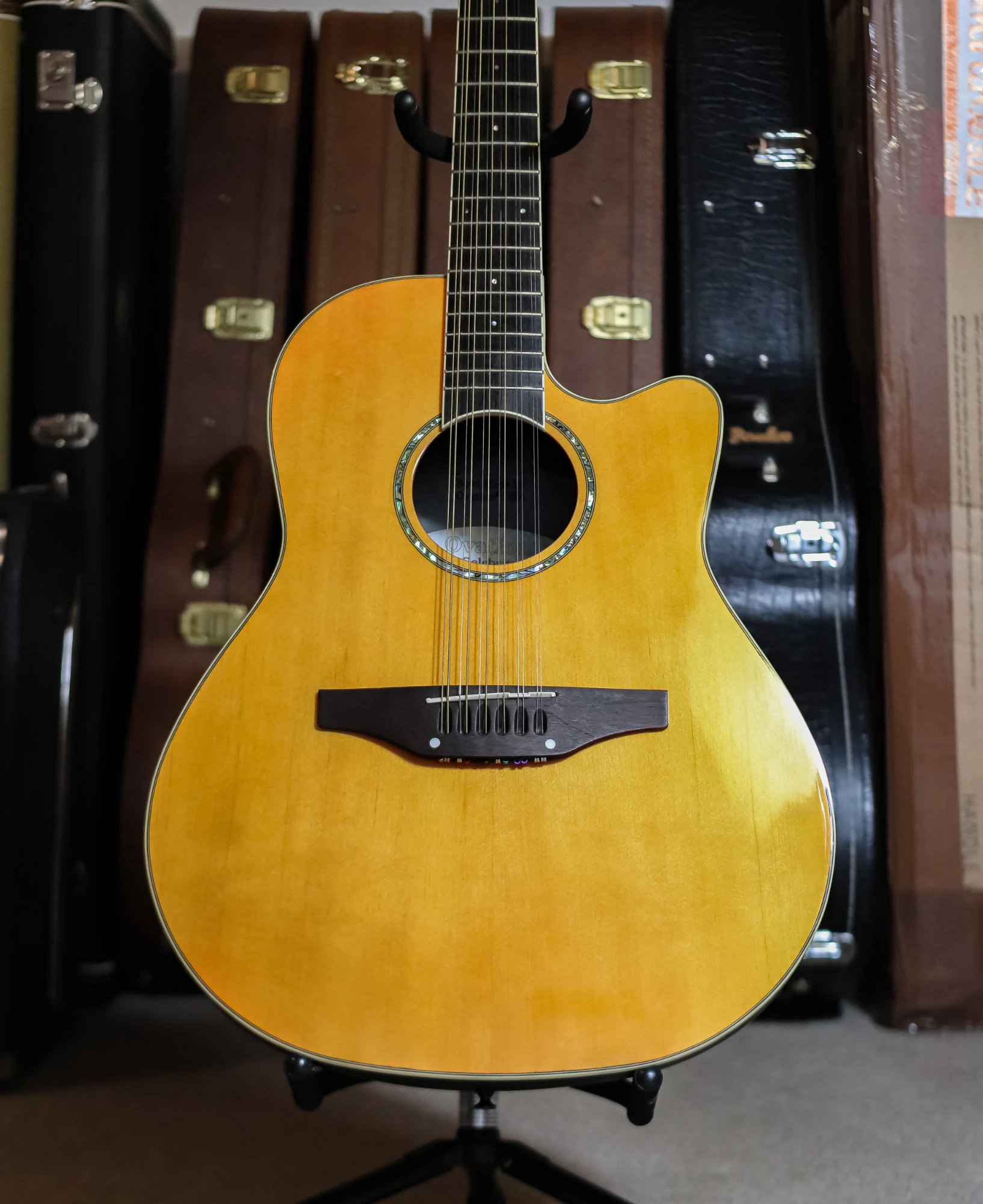 Ovation Celebrity CC245 - H - Vista 3